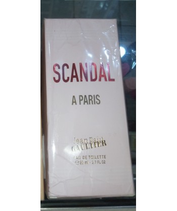 Scandal à Paris de Jean...